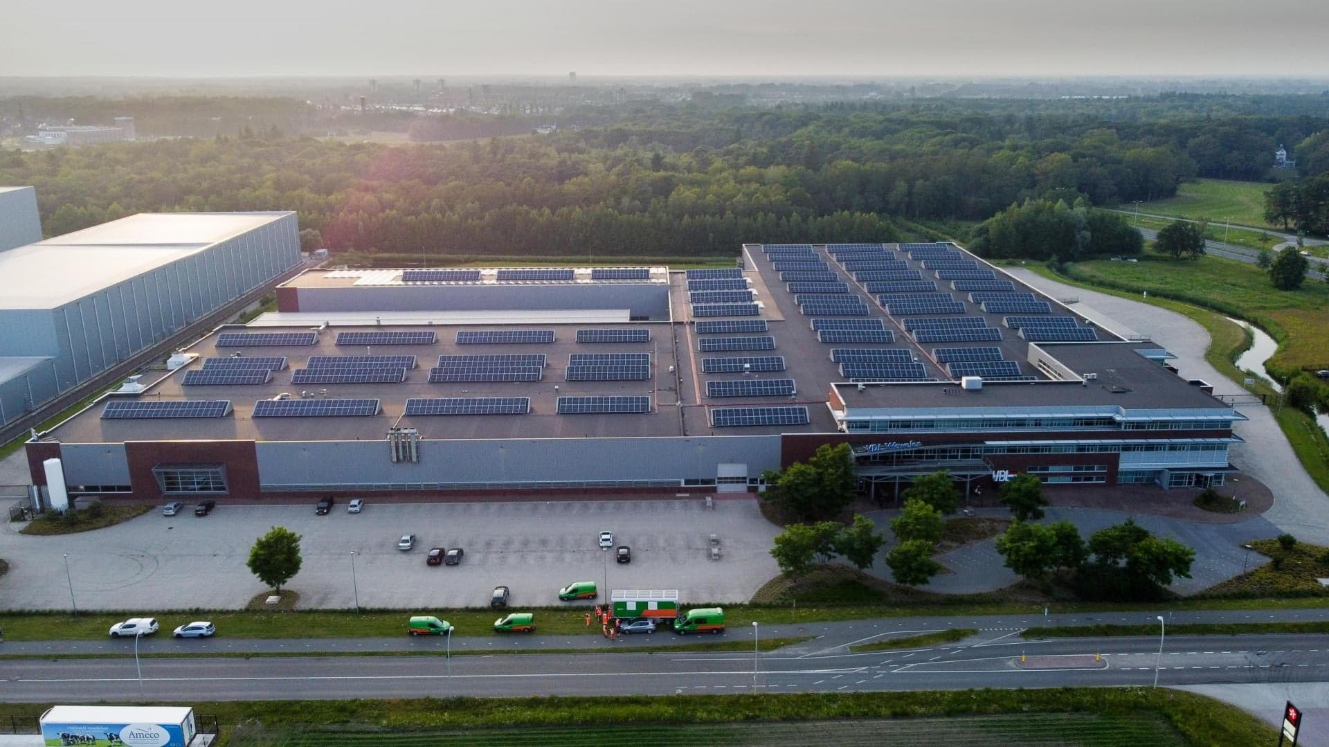 PV-SYSTEMEN VOOR BEDRIJVEN